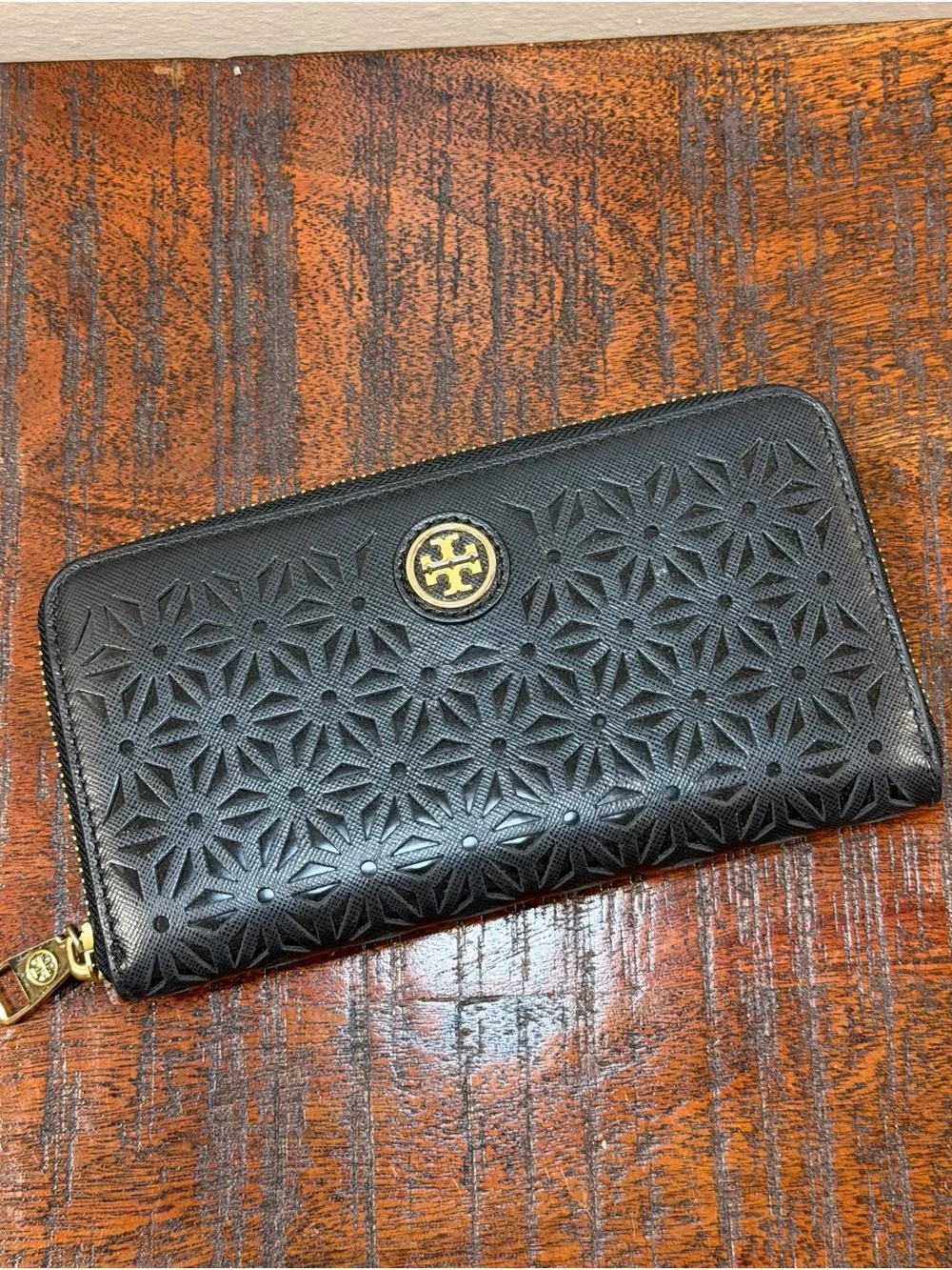 Tory Burch Black Zip Wallet